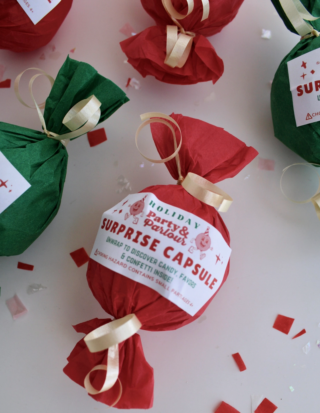 Red or Green Christmas Surprise Capsules