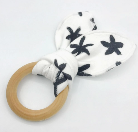Load image into Gallery viewer, Starry Eyed Organic Cotton/Maple Teether
