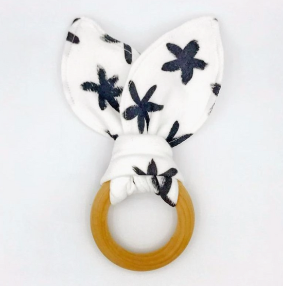 Load image into Gallery viewer, Starry Eyed Organic Cotton/Maple Teether
