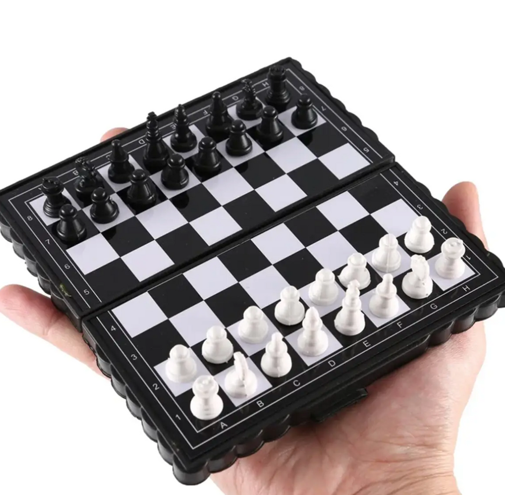 Portable Magnetic Travel Chessboard