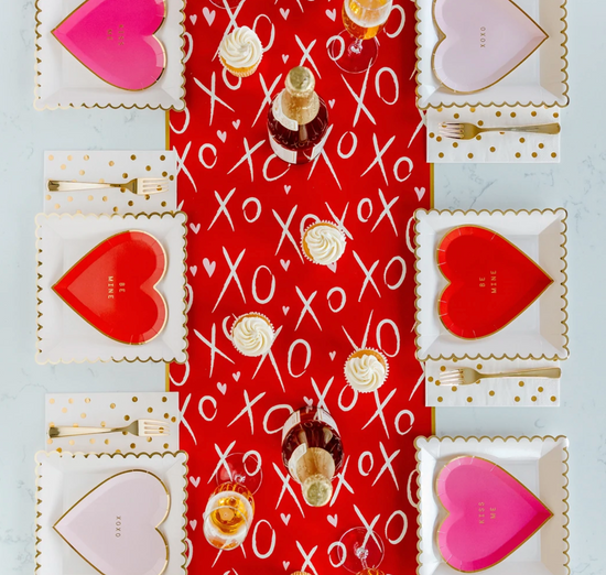 XOXO Paper Table Runner