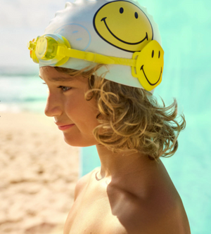
            
                Load image into Gallery viewer, Swimming Cap Smiley
            
        