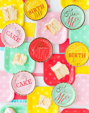 
            
                Load image into Gallery viewer, Hip Hip Hooray Birthday 7&amp;quot; Plates
            
        