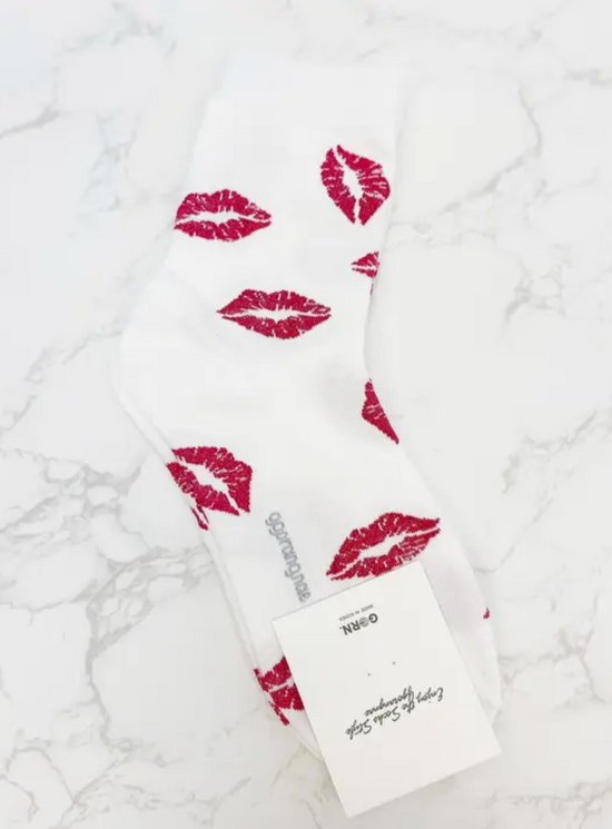 Load image into Gallery viewer, Smooches Crew Cut Socks

