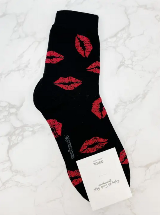 Load image into Gallery viewer, Smooches Crew Cut Socks
